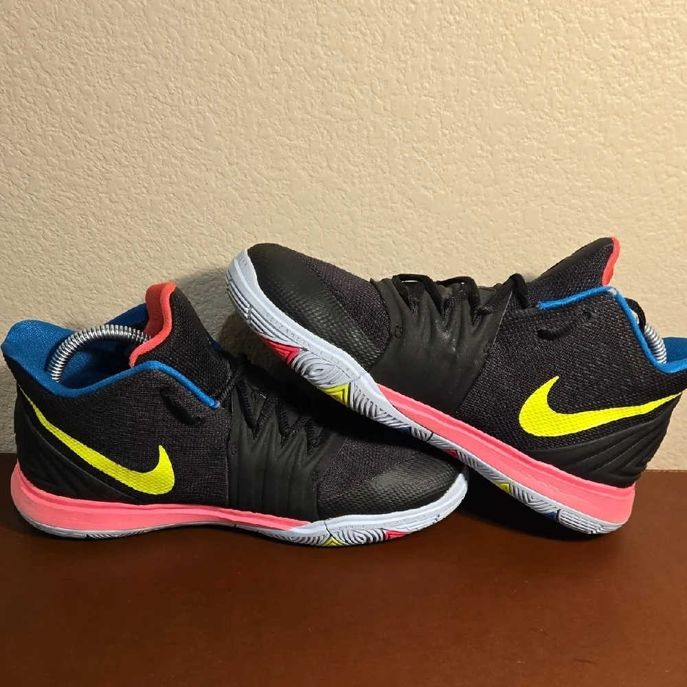 Nike Kyrie 5 Just Do It‎ Black and Pink Athletic Shoes